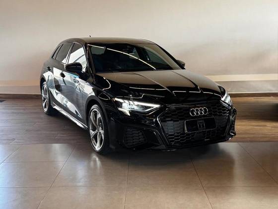 AUDI A3 2.0 40 TFSI GASOLINA SPORTBACK PERFORMANCE BLACK S-TRONIC